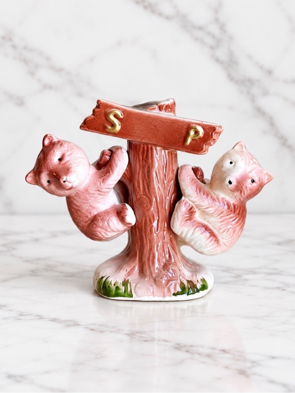 Ceramic 2 bears hanging on a tree salt and pepper shakers